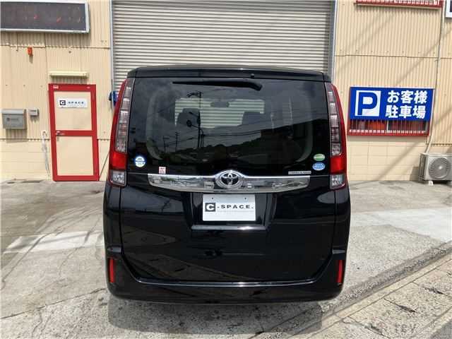 2014 Toyota Noah