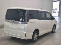 2014 Toyota Voxy
