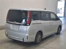 2016 Toyota Esquire