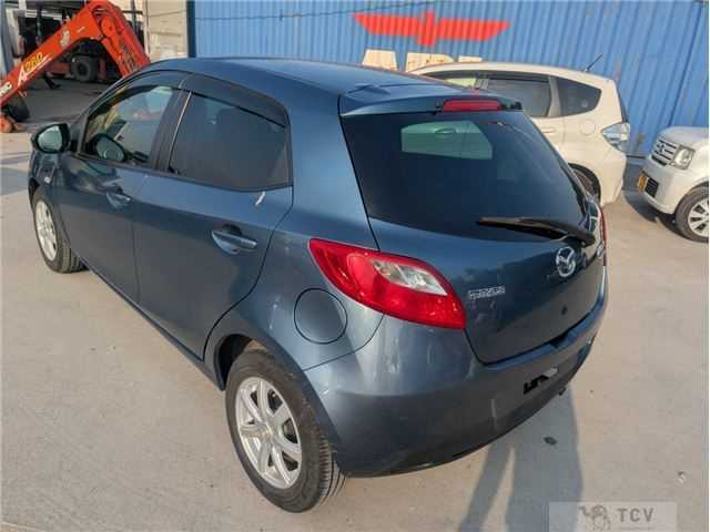 2014 Mazda Demio
