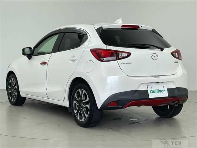 2014 Mazda Demio