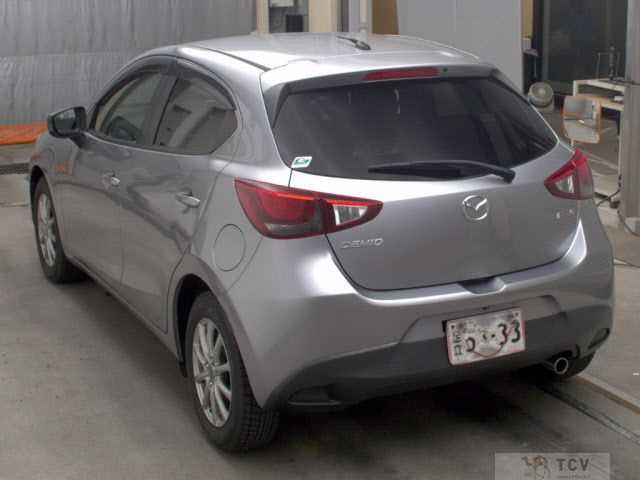2015 Mazda Demio