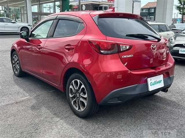 2016 Mazda Demio