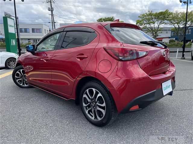 2016 Mazda Demio
