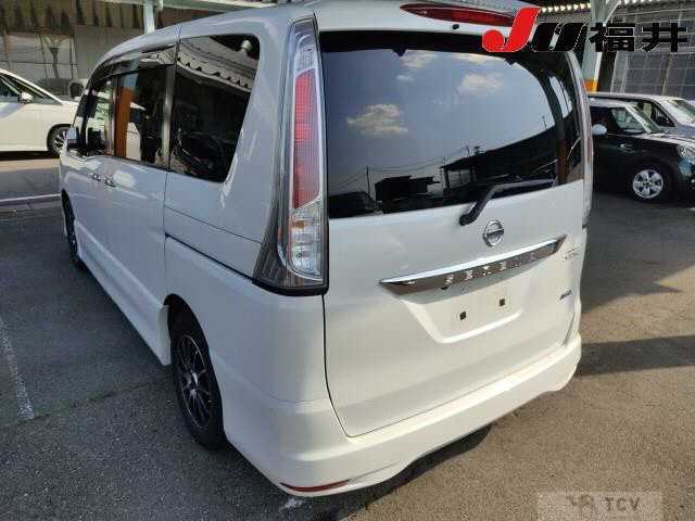 2011 Nissan Serena