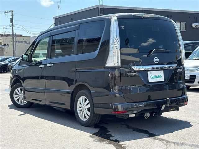 2014 Nissan Serena