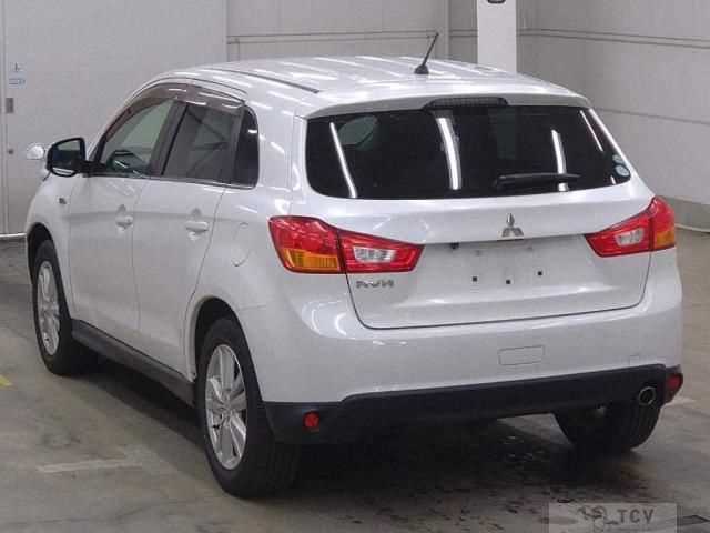 2014 Mitsubishi RVR