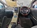 2011 Toyota Alphard
