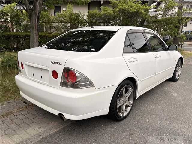2003 Toyota Altezza