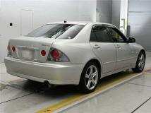 2004 Toyota Altezza