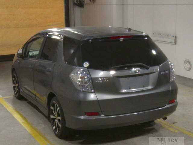 2012 Honda Fit shuttle