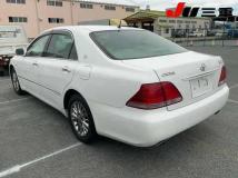 2005 Toyota Crown