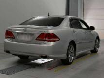 2009 Toyota Crown