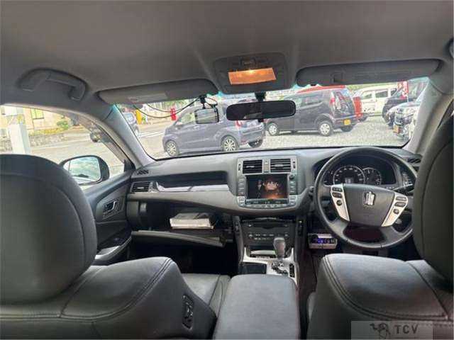2010 Toyota Crown