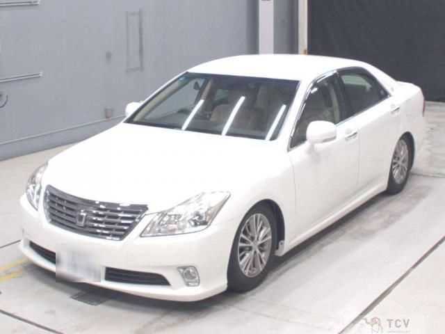2010 Toyota Crown