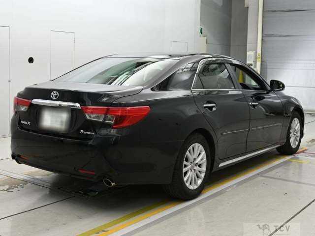 2013 Toyota Mark X