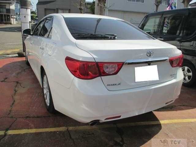2011 Toyota Mark X