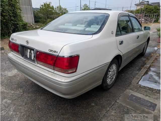 2003 Toyota Crown
