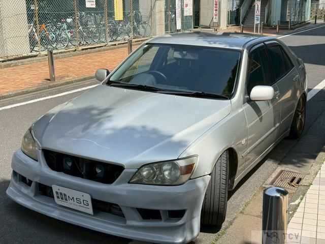 2001 Toyota Altezza