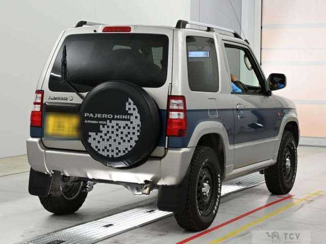 2003 Mitsubishi Pajero Mini