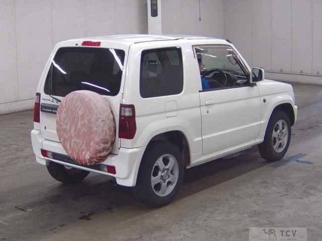 2006 Mitsubishi Pajero Mini