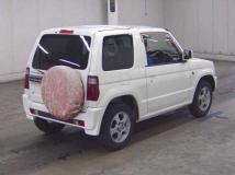 2006 Mitsubishi Pajero Mini