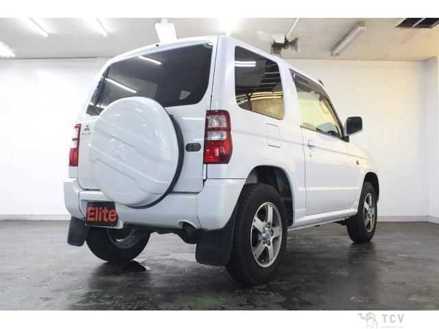2009 Mitsubishi Pajero Mini
