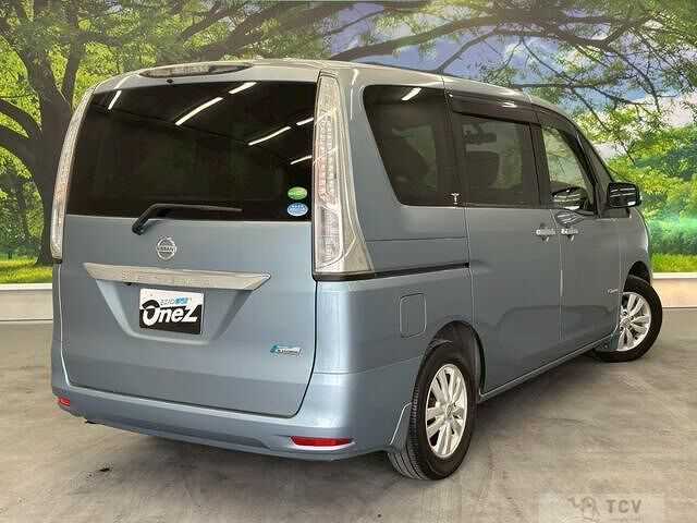 2013 Nissan Serena
