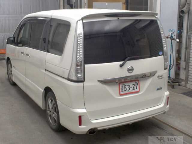 2013 Nissan Serena