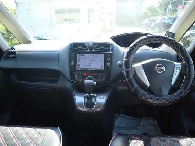 2014 Nissan Serena