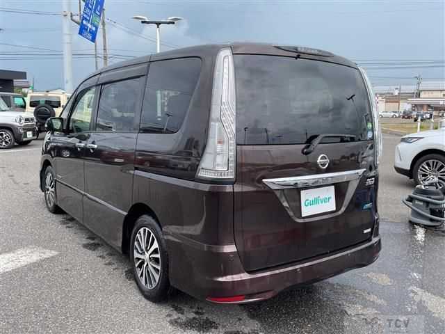 2015 Nissan Serena