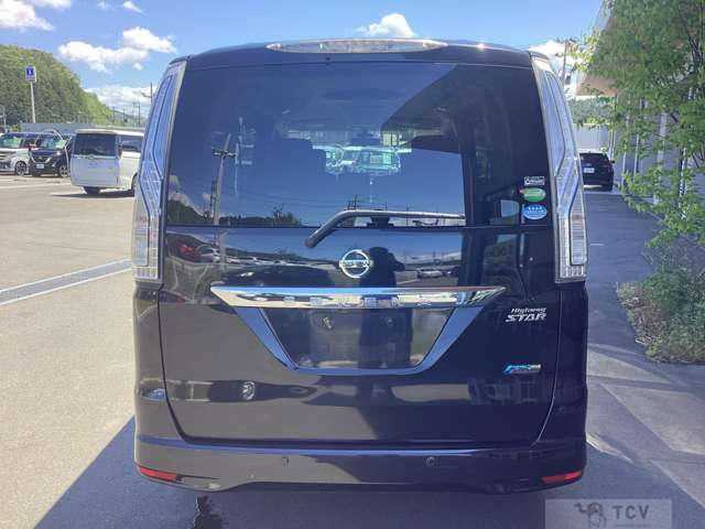 2014 Nissan Serena