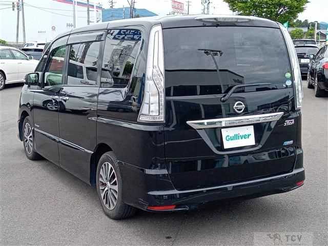 2015 Nissan Serena