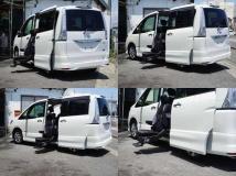 2012 Nissan Serena
