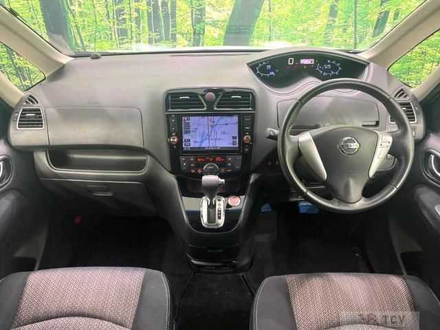 2015 Nissan Serena