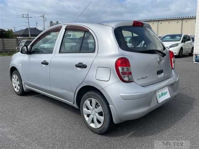 2010 Nissan March