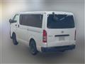 2005 Toyota Regiusace Van