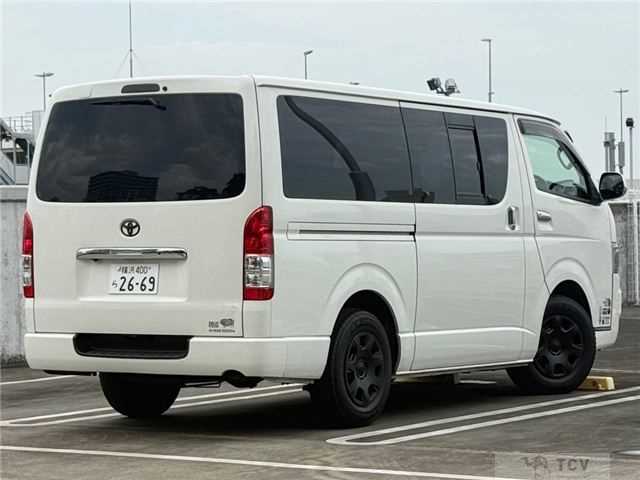 2006 Toyota Hiace Van