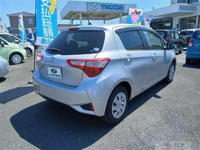 2017 Toyota Vitz