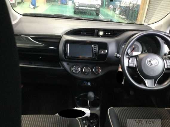 2017 Toyota Vitz