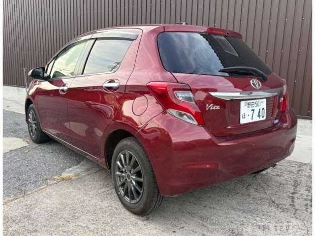 2016 Toyota Vitz