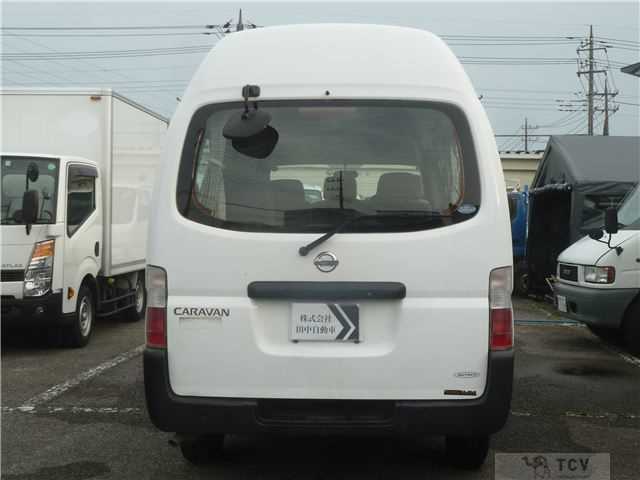 2005 Nissan Caravan