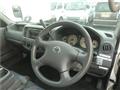 2005 Nissan Caravan