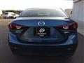 2017 Mazda Axela