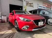 2014 Mazda Axela Sport