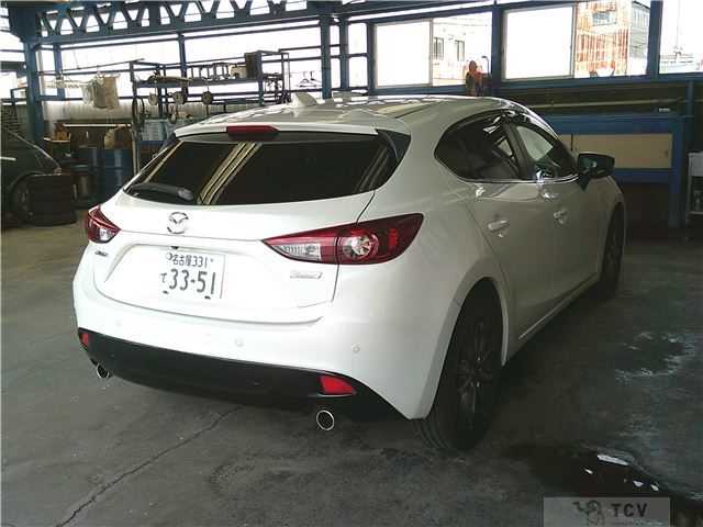 2015 Mazda Axela Sport
