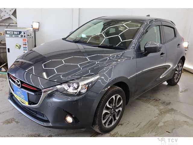 2016 Mazda Demio