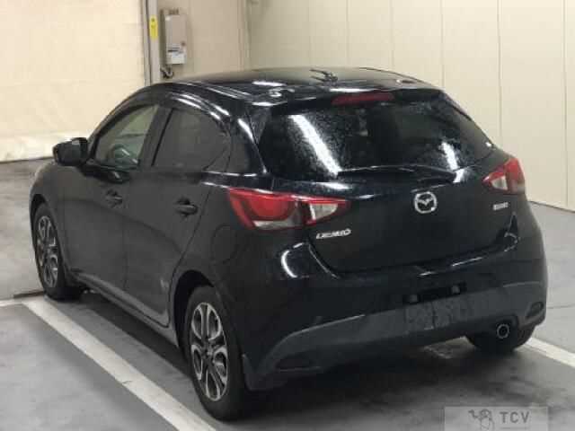 2015 Mazda Demio