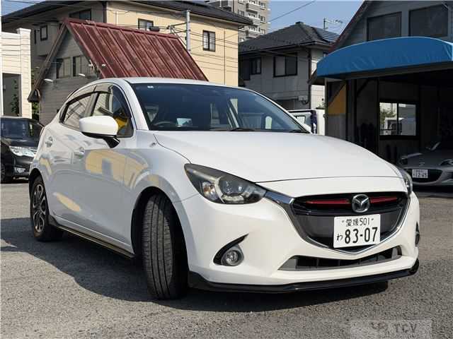 2016 Mazda Demio