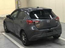 2016 Mazda Demio